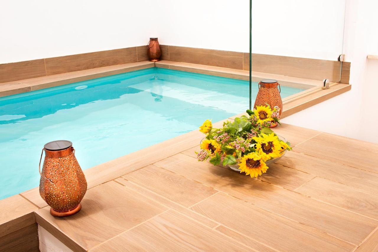 Apto. Maese Montanes. Centrico Con Piscina Privada Sevilha Exterior foto